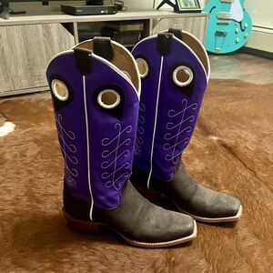 Purple women’s Justin boots size 8